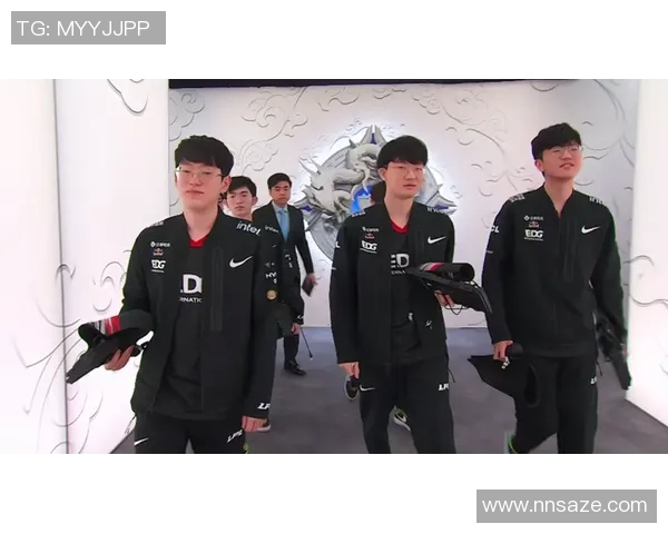 索尔美洲与独立FBC的激烈对决引发球迷热议与期待