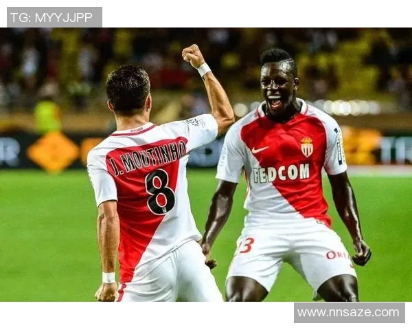 摩纳哥与伊维恩的精彩对决揭示了足球战术与团队合作的重要性 摩纳哥与伊维恩的精彩对决揭示了足球战术与团队合作的重要性