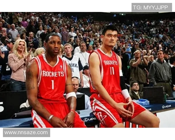 火箭队与奇才对决姚明砍下23分展现统治力