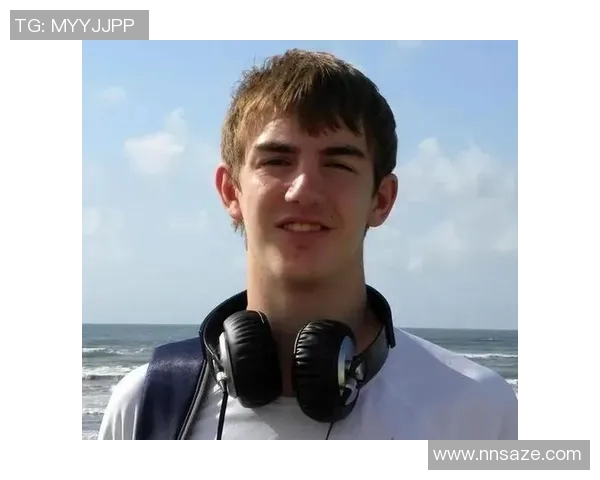 亚历克斯卡鲁索：从默默无闻到NBA明星的奋斗之路与成长故事