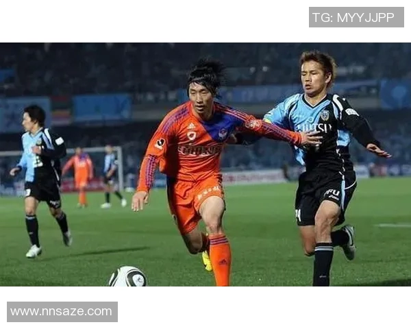 横滨FC与水户的激烈对决展现出足球的魅力与激情 横滨FC与水户的激烈对决展现出足球的魅力与激情