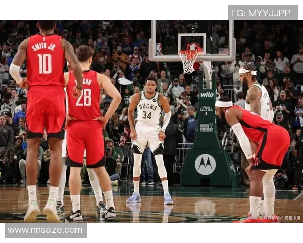 火箭与雄鹿精彩对决无插件直播全程回顾与分析