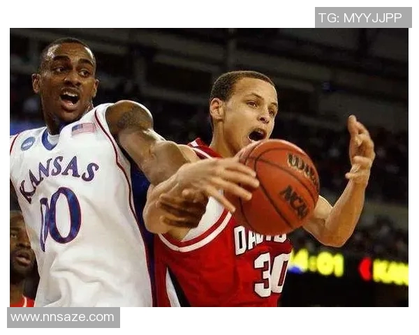 独家解析:北京篮球队球员个人能力全面对比与分析 独家解析:北京篮球队球员个人能力全面对比与分析